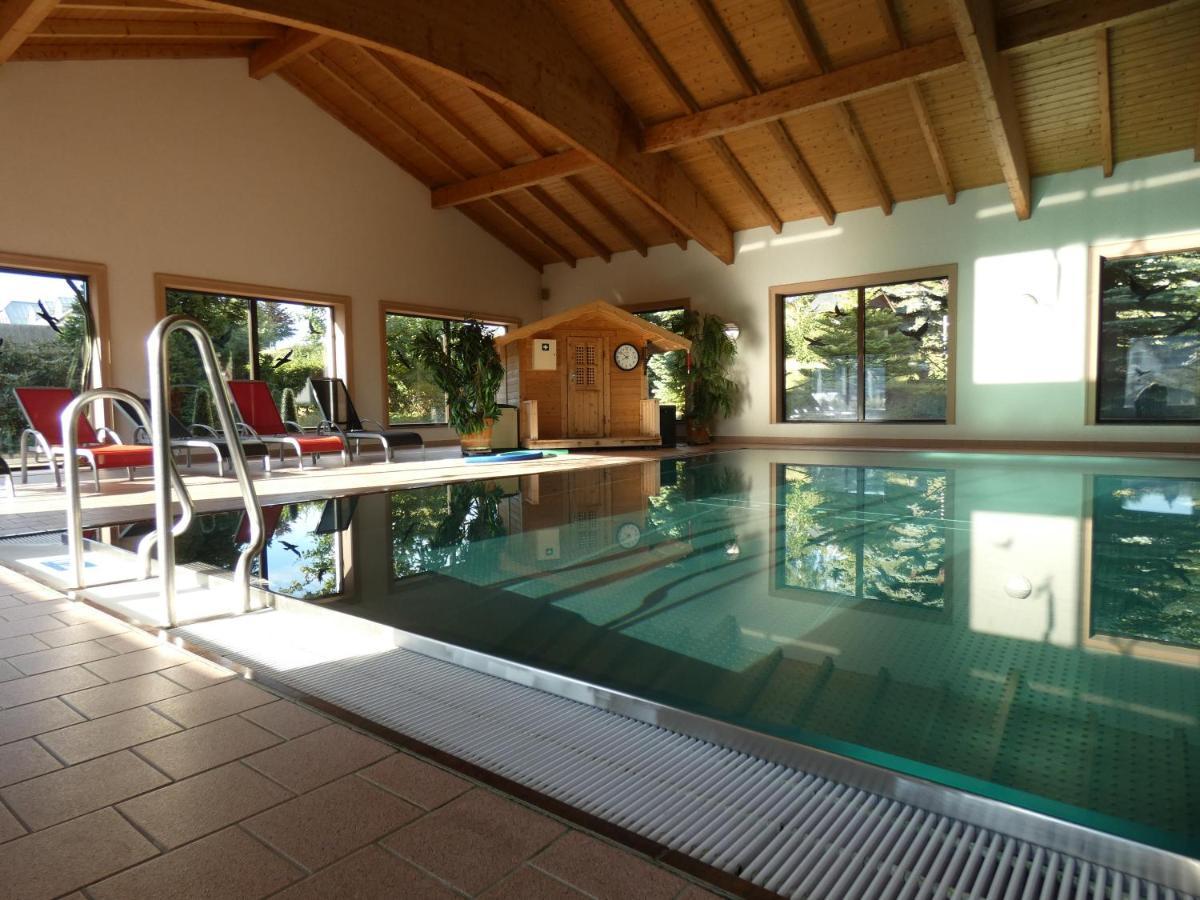 Hotel-Pension Flechsig Hartmannsdorf bei Kirchberg Bagian luar foto
