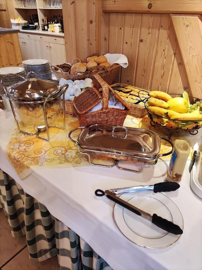 Hotel-Pension Flechsig Hartmannsdorf bei Kirchberg Bagian luar foto